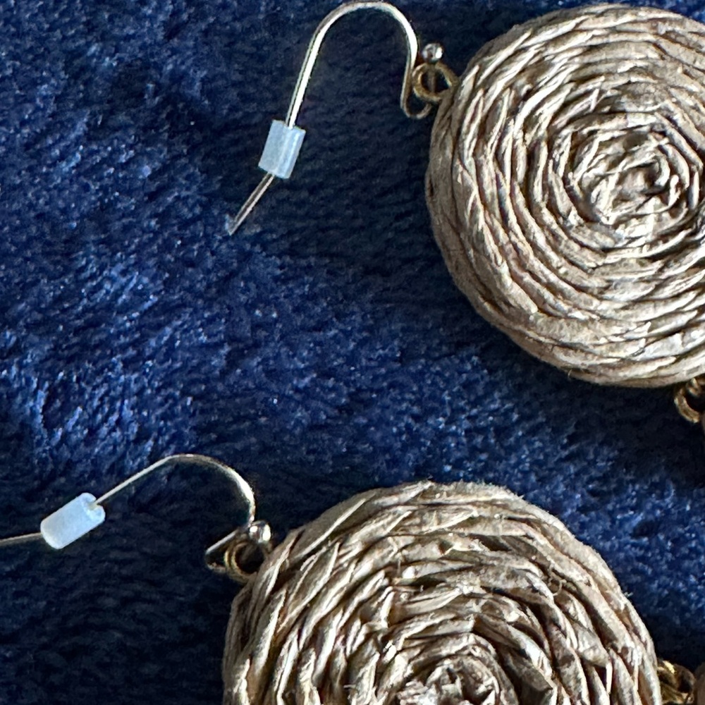 Lightweight Beach Vibe Woven Circle Drop Earrings - Picture 3 of 8